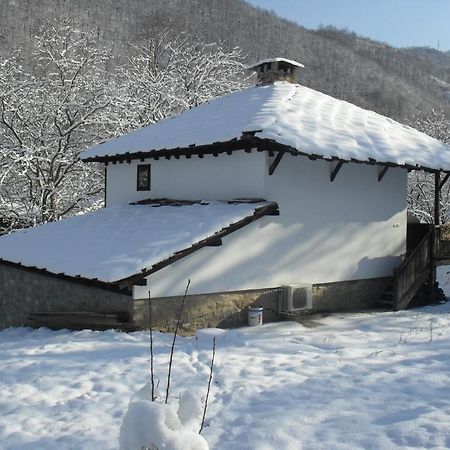 Къща Балканец Balkanets (Lovech) 外观 照片